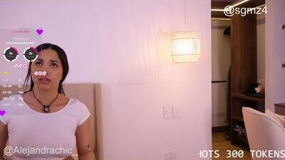 amelie_leigh public webcam profile photo 9