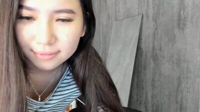 amina_artin public webcam profile photo 7