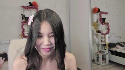 amiya_cute public webcam profile photo 3