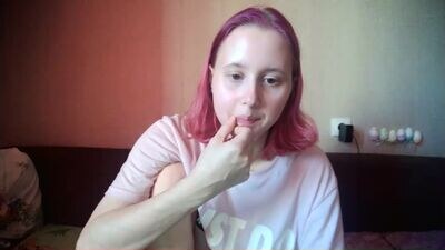 amomira public webcam profile photo 3