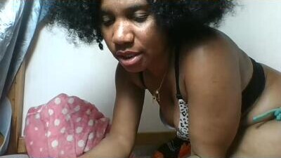 amyatche public webcam profile photo 10