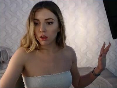 amybrooke1 public webcam profile photo 6
