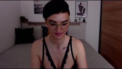 amylexy public webcam profile photo 3