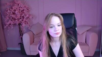 amynox public webcam profile photo 7
