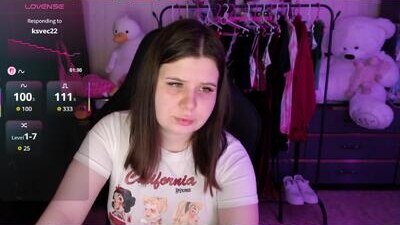amyvibes public webcam profile photo 9