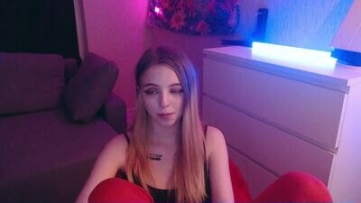amyylime public webcam profile photo 3