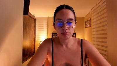 anabel_25 public webcam profile photo 2
