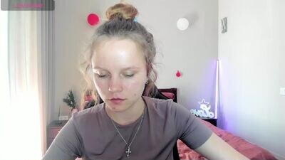 analisaparker public webcam profile photo 2