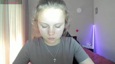 analisaparker public webcam profile photo 3