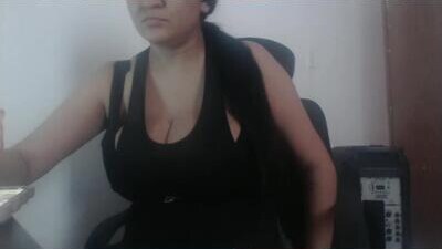 analy_hot public webcam profile photo 6