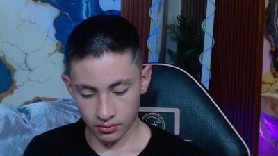 andres_tay public webcam profile photo 2