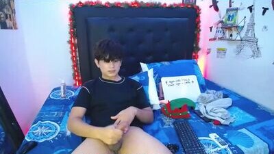 andyboy_19 public webcam profile photo 6
