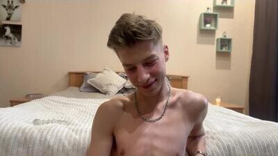 andytwinkkk public webcam profile photo 8