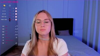 anetaris public webcam profile photo 7