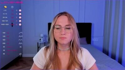 anetaris public webcam profile photo 8