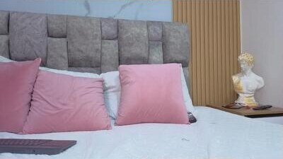 angel__kiss public webcam profile photo 9