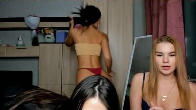 angela_15 public webcam profile photo 5