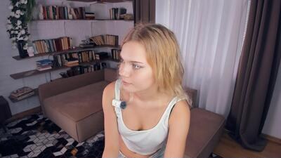 angelinahass public webcam profile photo 2