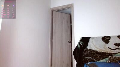 angelm888 public webcam profile photo 4