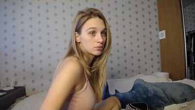 angelwett public webcam profile photo 6