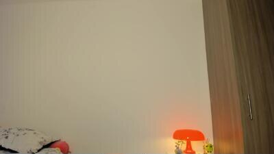 ani_mila public webcam profile photo 3