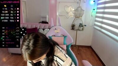 ani_paris public webcam profile photo 4