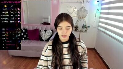 ani_paris public webcam profile photo 5