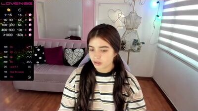ani_paris public webcam profile photo 6