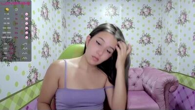 aniie_pink public webcam profile photo 4