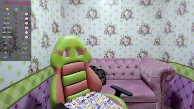 aniie_pink public webcam profile photo 6