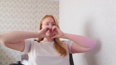 anika_lipps public webcam profile photo 6