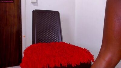anilethqueens public webcam profile photo 4