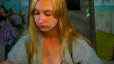 anitabels public webcam profile photo 4