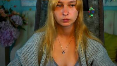 anitabels public webcam profile photo 8