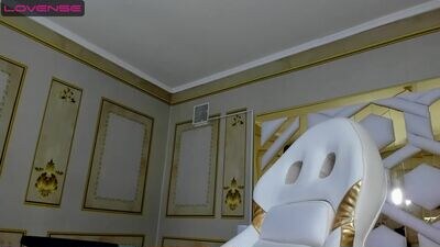 anna_kross public webcam profile photo 4