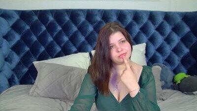 annabanksy public webcam profile photo 6