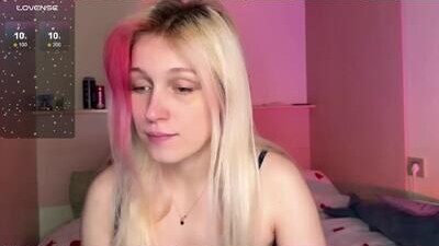 annabel_myr public webcam profile photo 8