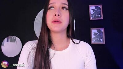 annagh_ public webcam profile photo 4