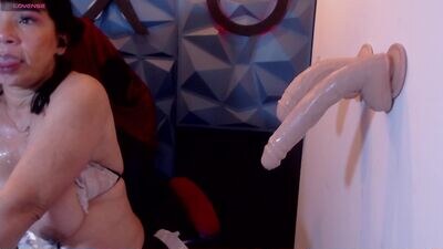 annie_wigg public webcam profile photo 7