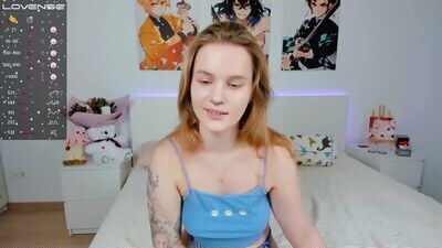 annieforger public webcam profile photo 4