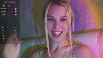 annis_groomes public webcam profile photo 2