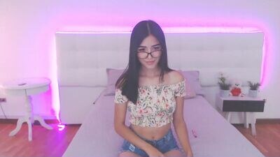 anny_leblanc public webcam profile photo 2