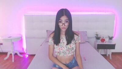 anny_leblanc public webcam profile photo 3