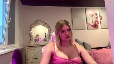 annyvibess public webcam profile photo 7
