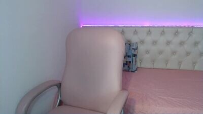 antonella_sweet18_ public webcam profile photo 2