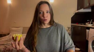 anuetta public webcam profile photo 3