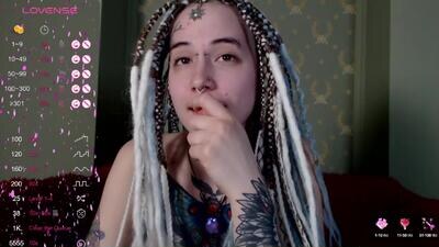 anuskatz public webcam profile photo 3