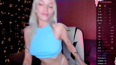 anyataylorr public webcam profile photo 7