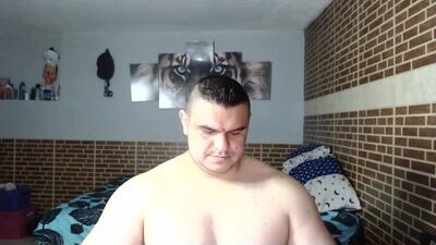 apholov public webcam profile photo 6