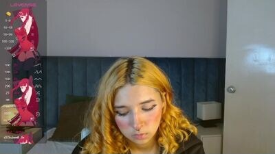 april__bunny public webcam profile photo 2